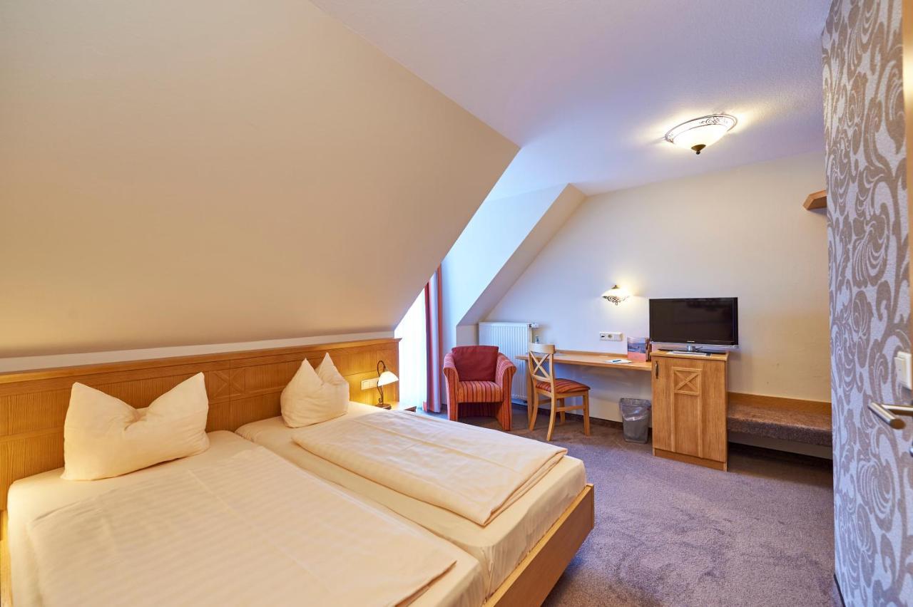 Landhotel Im Klostereck Strubel-Roos Flonheim Bagian luar foto
