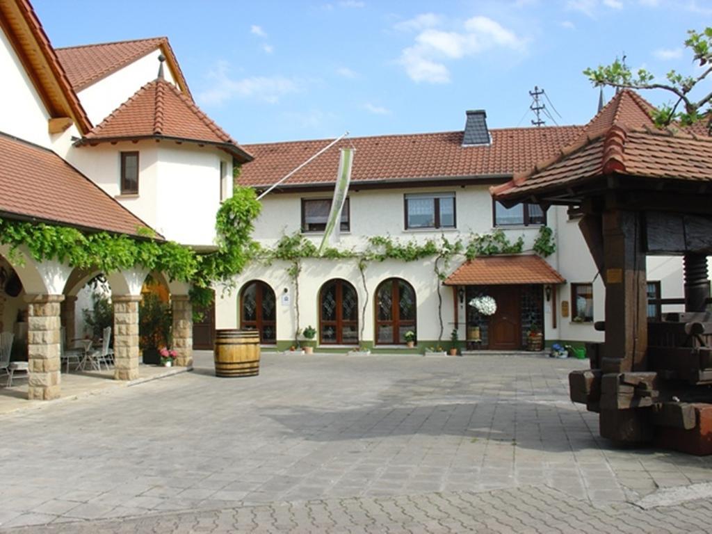 Landhotel Im Klostereck Strubel-Roos Flonheim Bagian luar foto